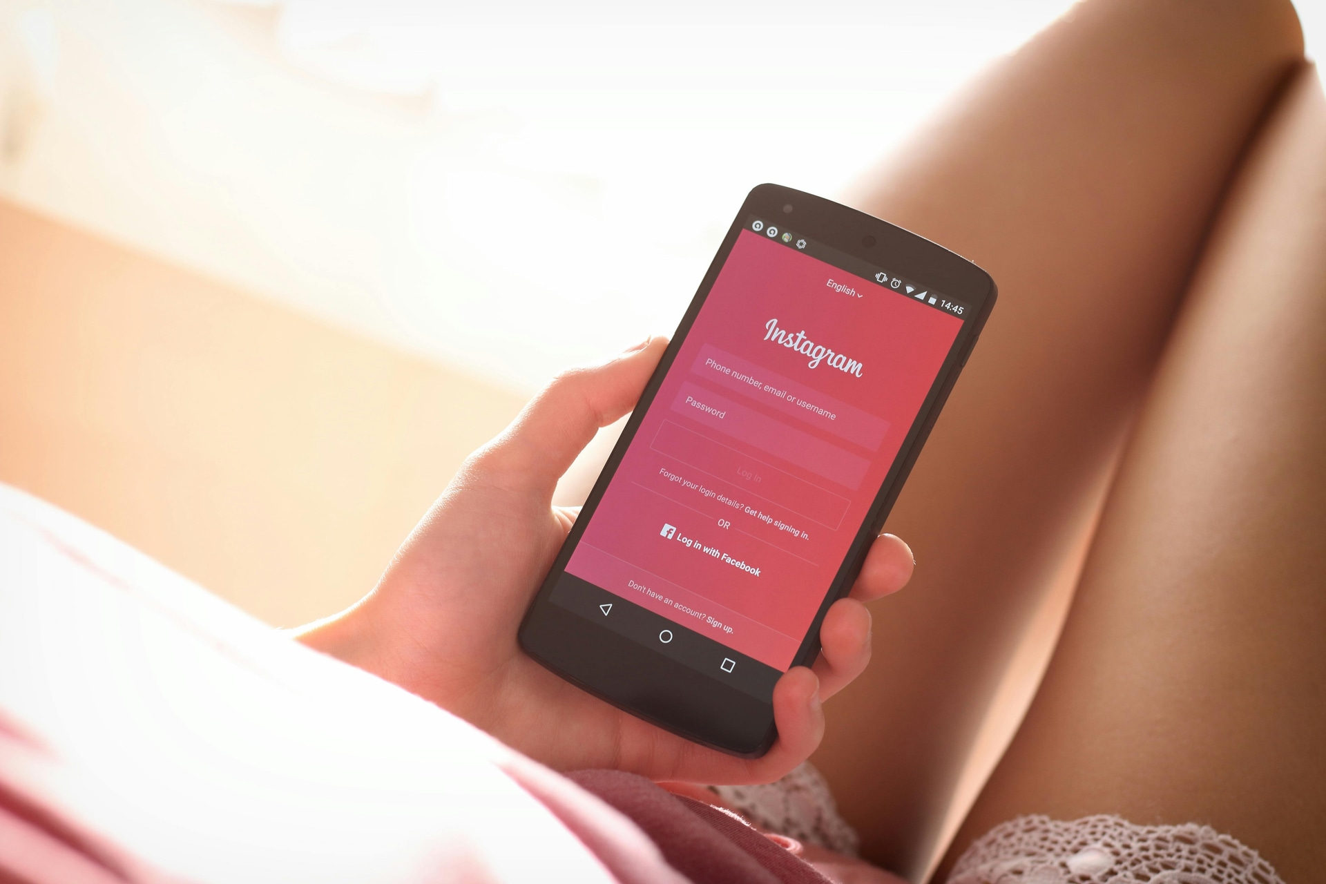 インスタグラムフォロワー買うだけでアカウント信頼性アップ