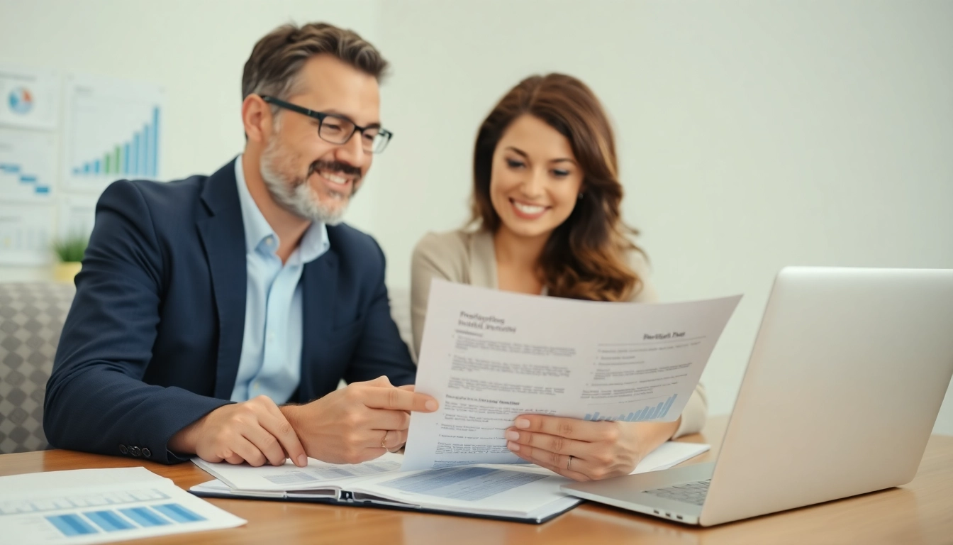 카드현금화에 대한 정보를 제공하며 상담하는 모습