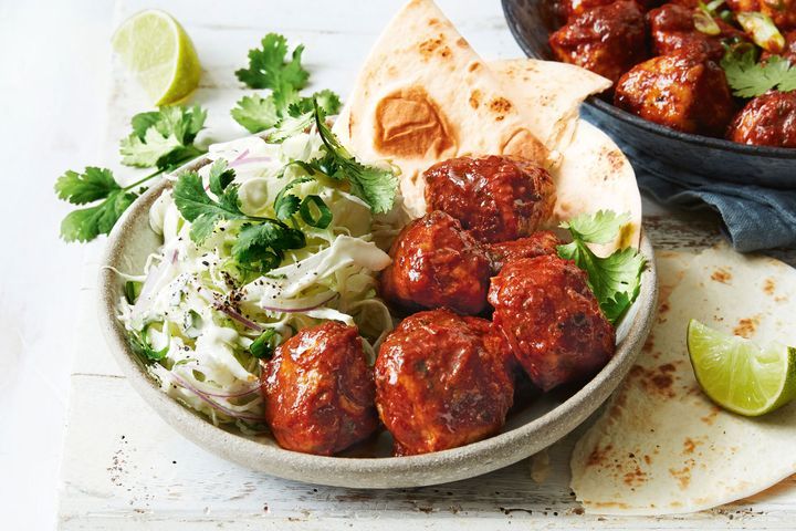 what does chipotle taste like